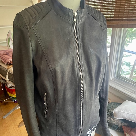 Grey leather jacket - Picture 1 of 7